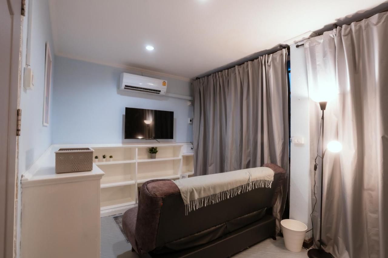 420 Hostel - Ekkamai Buds & Beds Bangkok Buitenkant foto