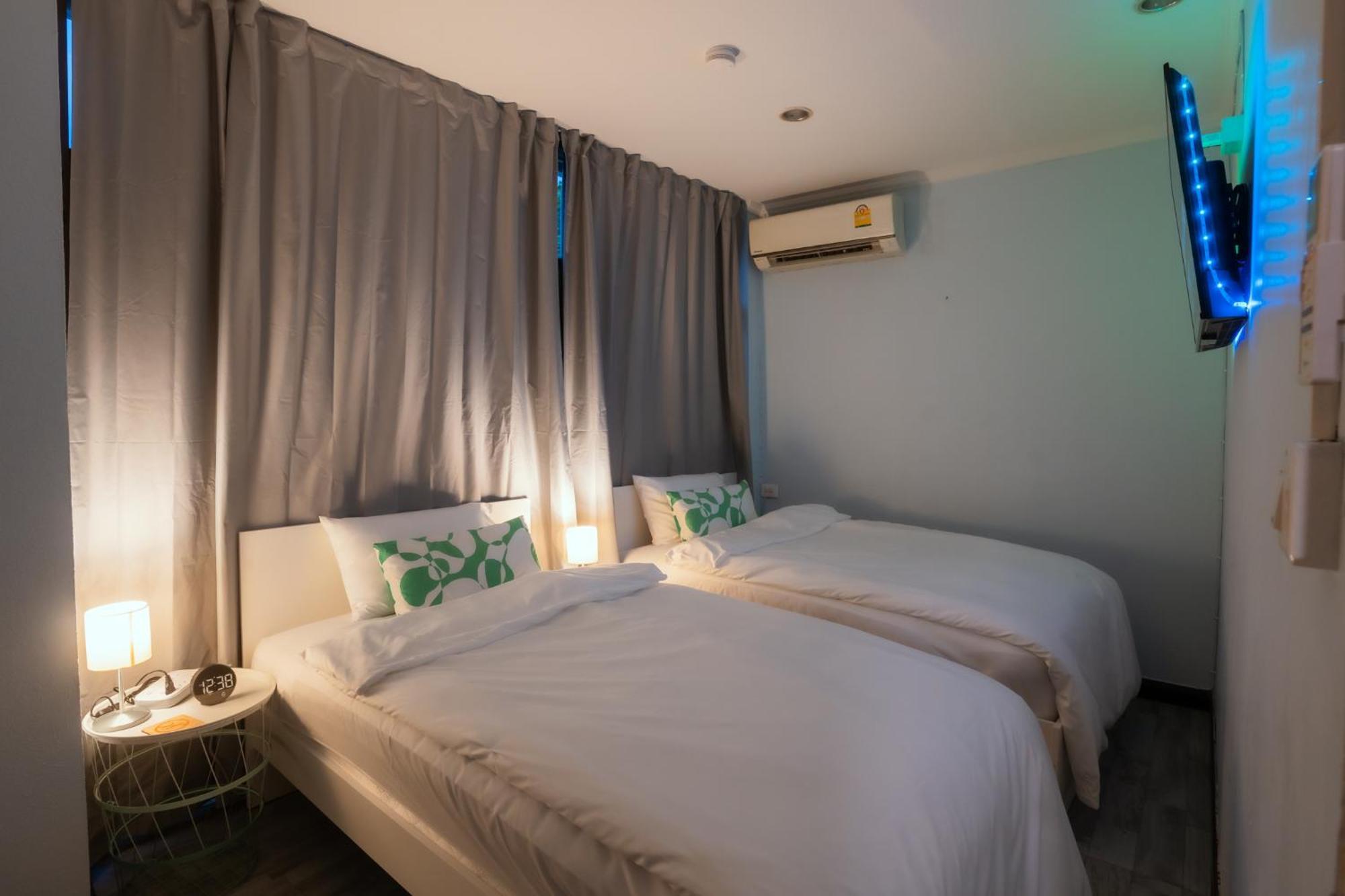 420 Hostel - Ekkamai Buds & Beds Bangkok Buitenkant foto
