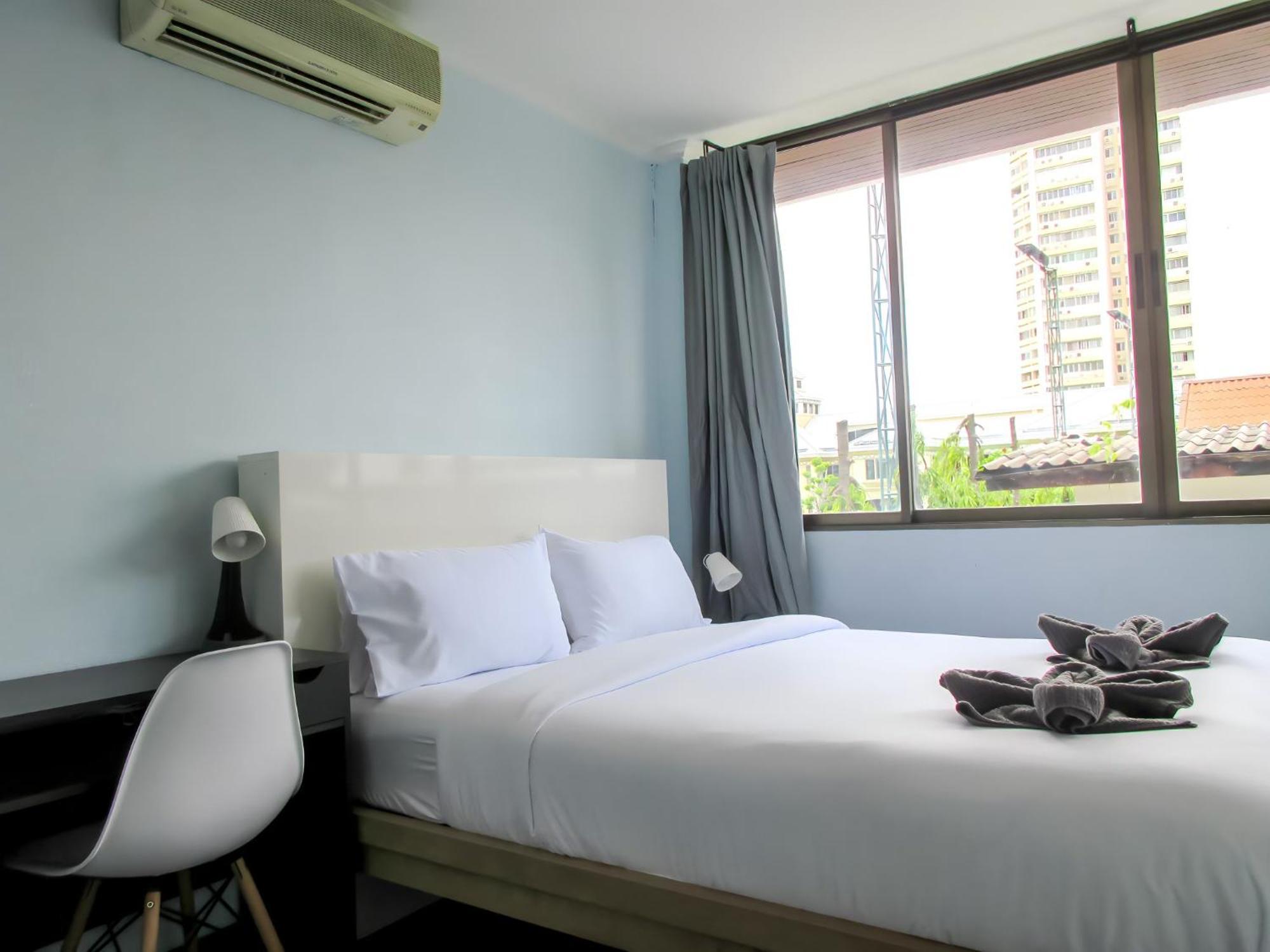 420 Hostel - Ekkamai Buds & Beds Bangkok Buitenkant foto